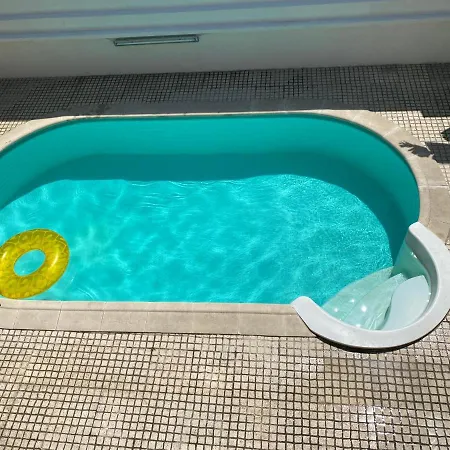 Holiday home Bunker 11 Surf House Charneca (Setubal)