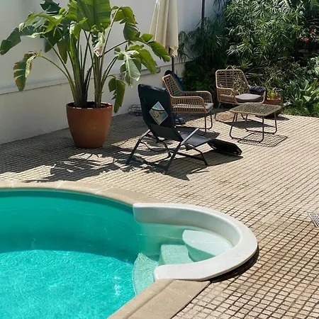 Bunker 11 Surf House Charneca (Setubal)