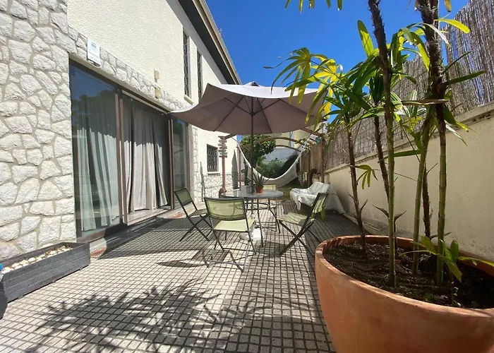 Σπίτι διακοπών Bunker 11 Surf House *