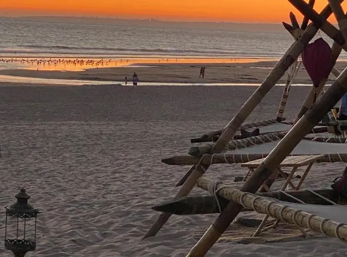 Bunker 11 Surf House *