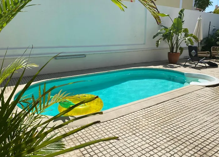 Σπίτι διακοπών Bunker 11 Surf House *